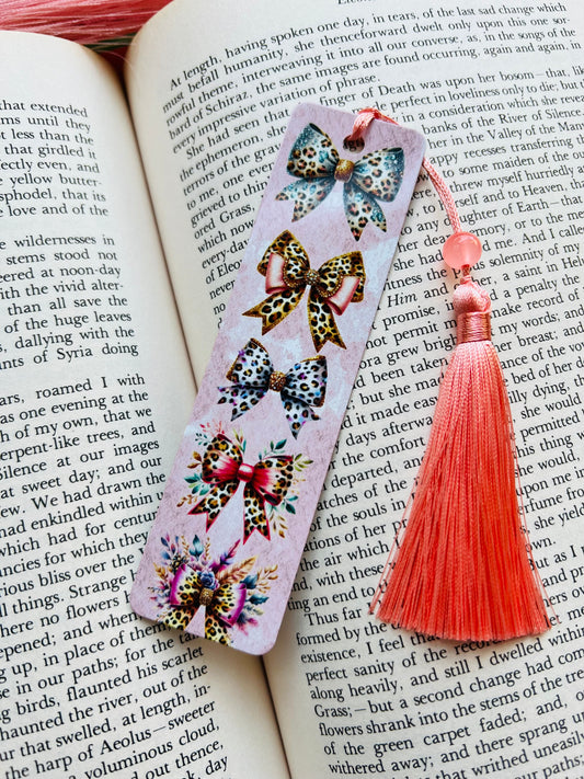 Leopard Print Bows Bookmark