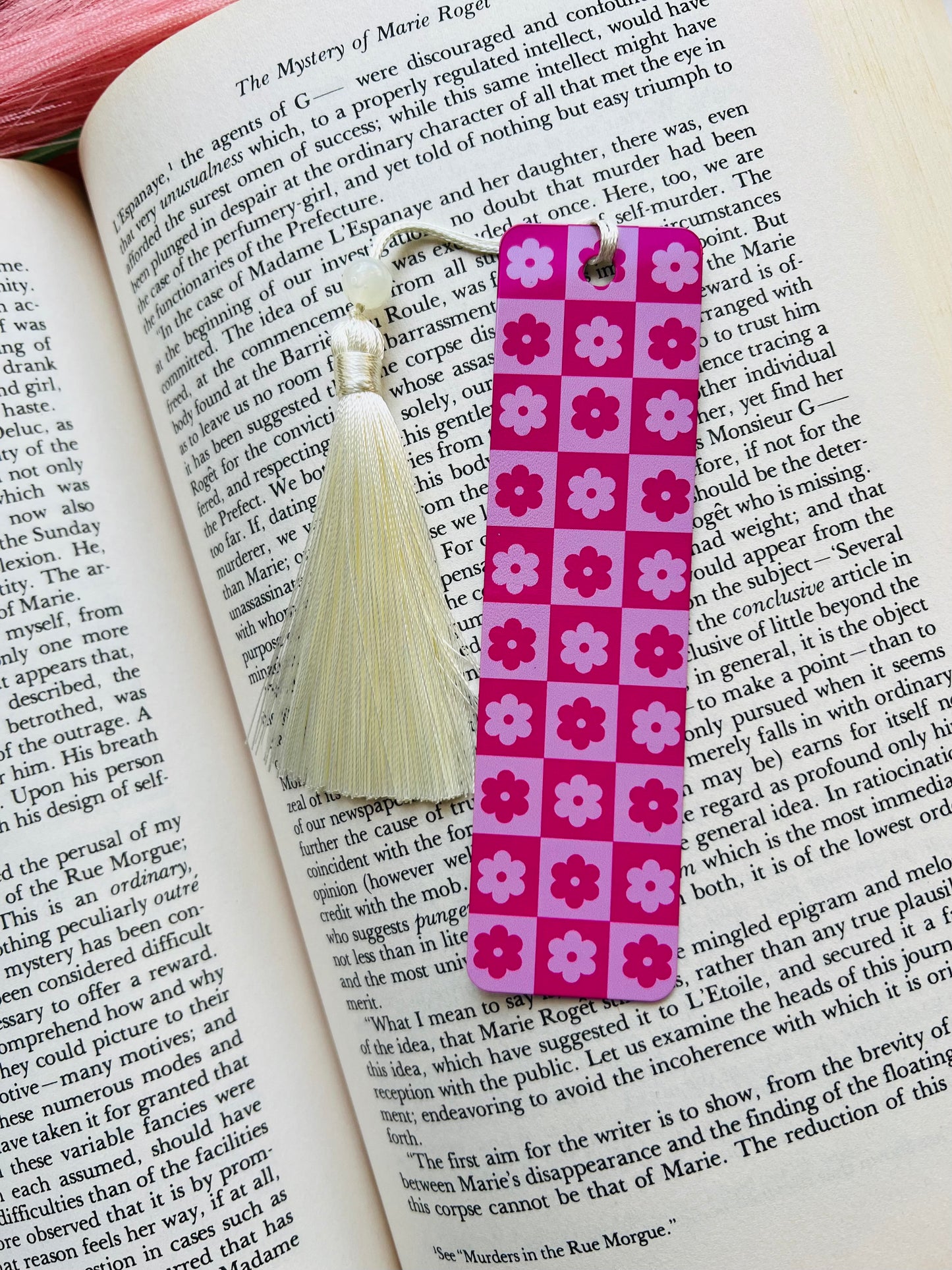 Pink Daisy Checkered Bookmark