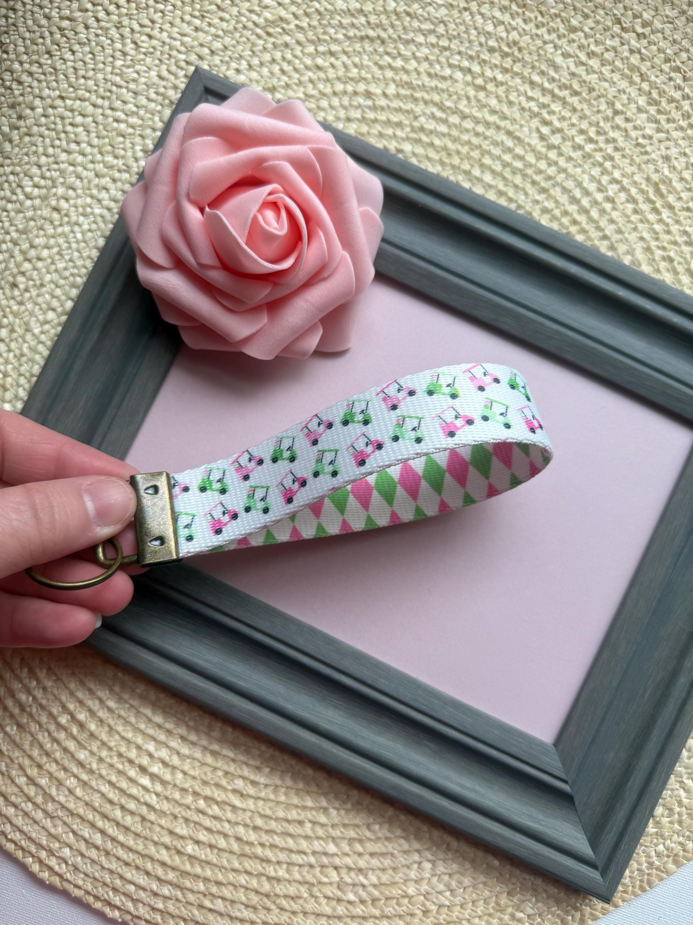 Golf Cart Wristlet Keychain: Pink & Green Argyle Key Fob
