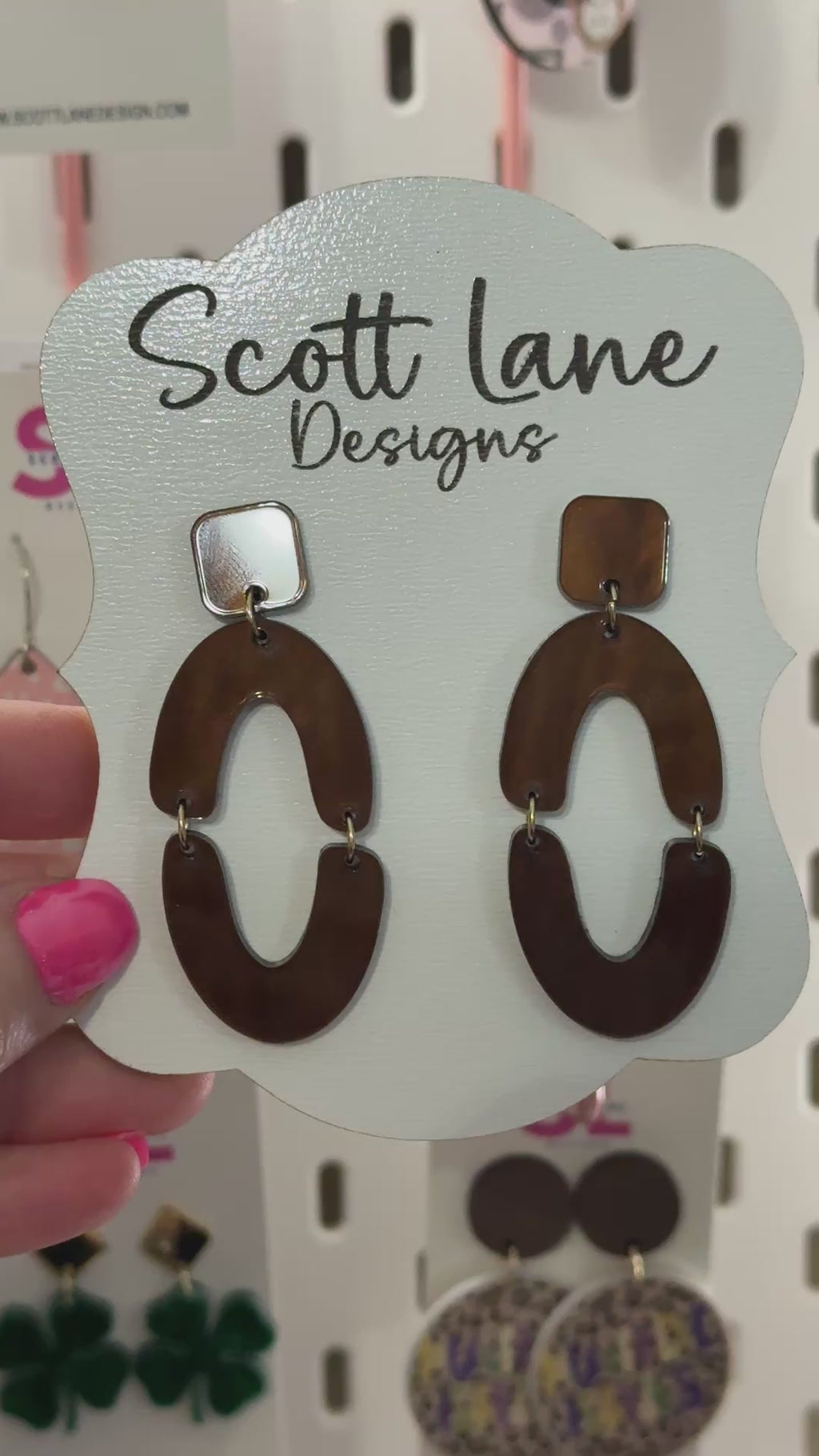 Brown Tortoise Inspire Earrings